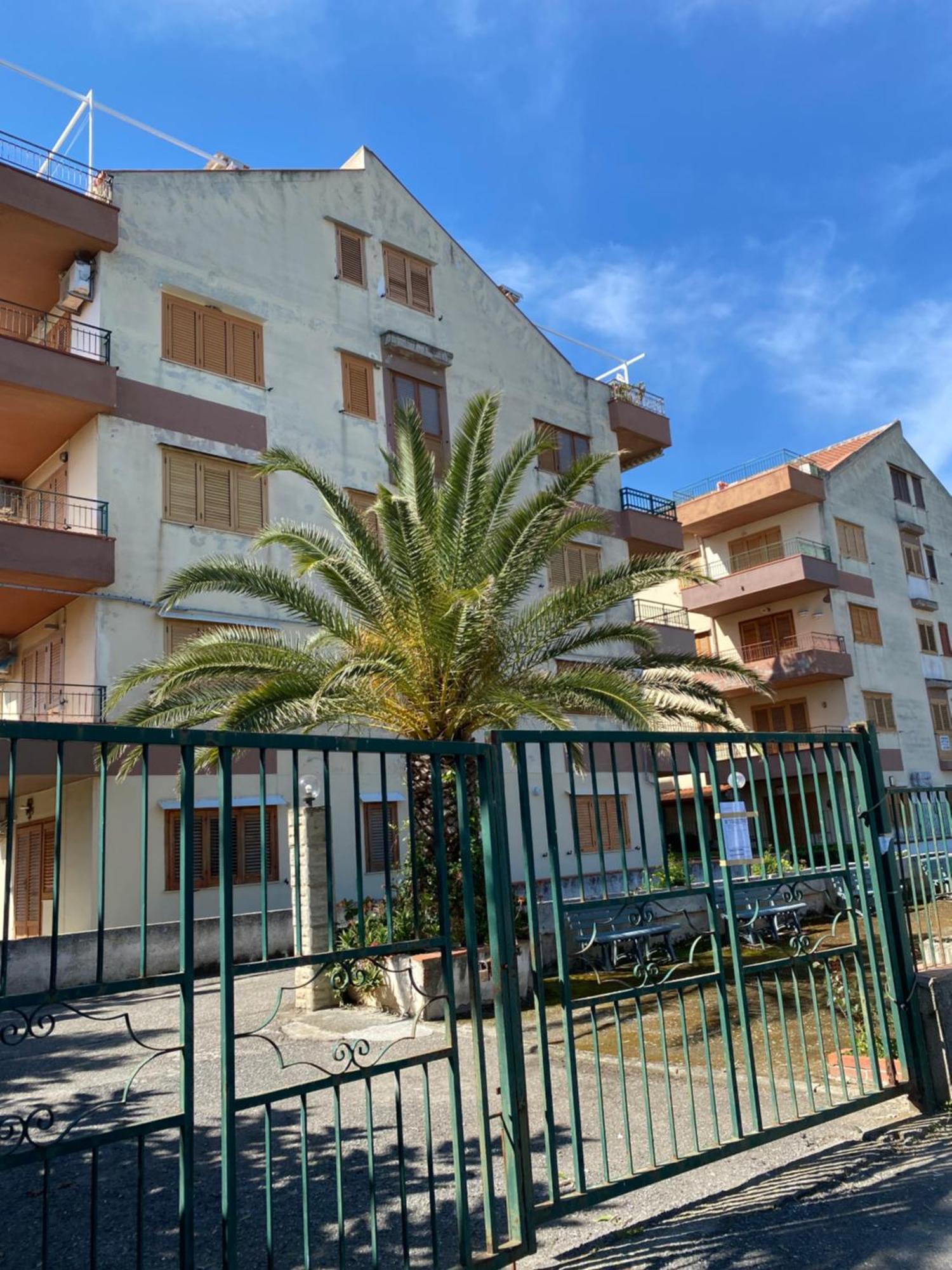 Golfo Di Tindari Apartments Falcone Eksteriør billede