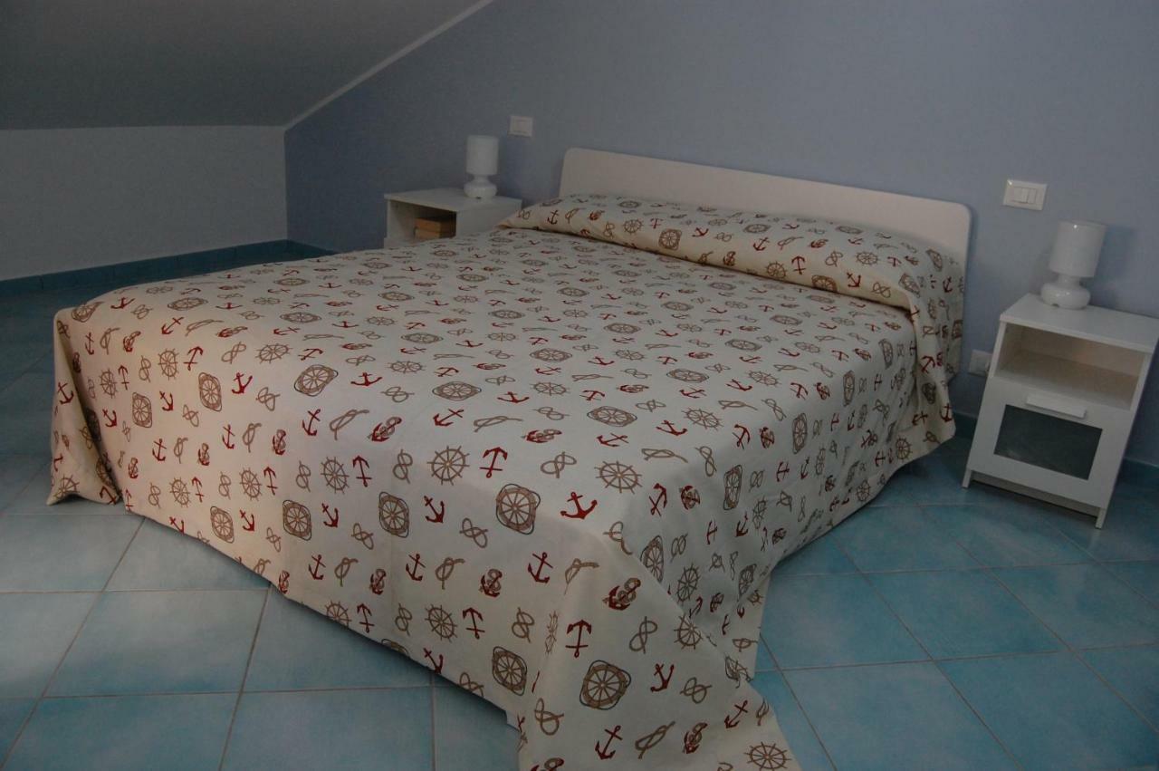 Golfo Di Tindari Apartments Falcone Eksteriør billede