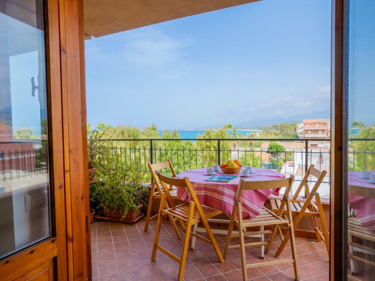Golfo Di Tindari Apartments Falcone Eksteriør billede