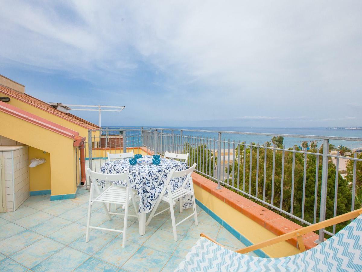 Golfo Di Tindari Apartments Falcone Eksteriør billede