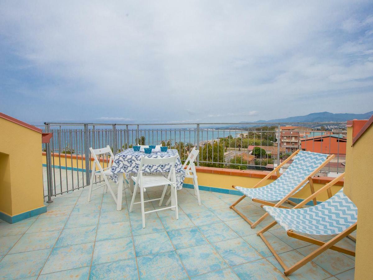 Golfo Di Tindari Apartments Falcone Eksteriør billede