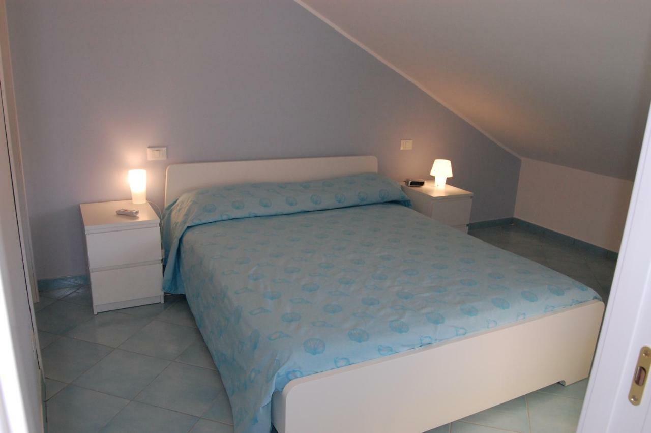 Golfo Di Tindari Apartments Falcone Eksteriør billede